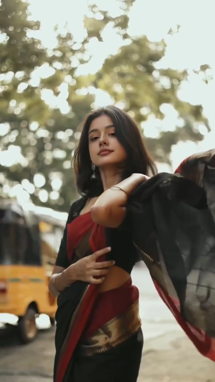 Teal Black Patterned Saree